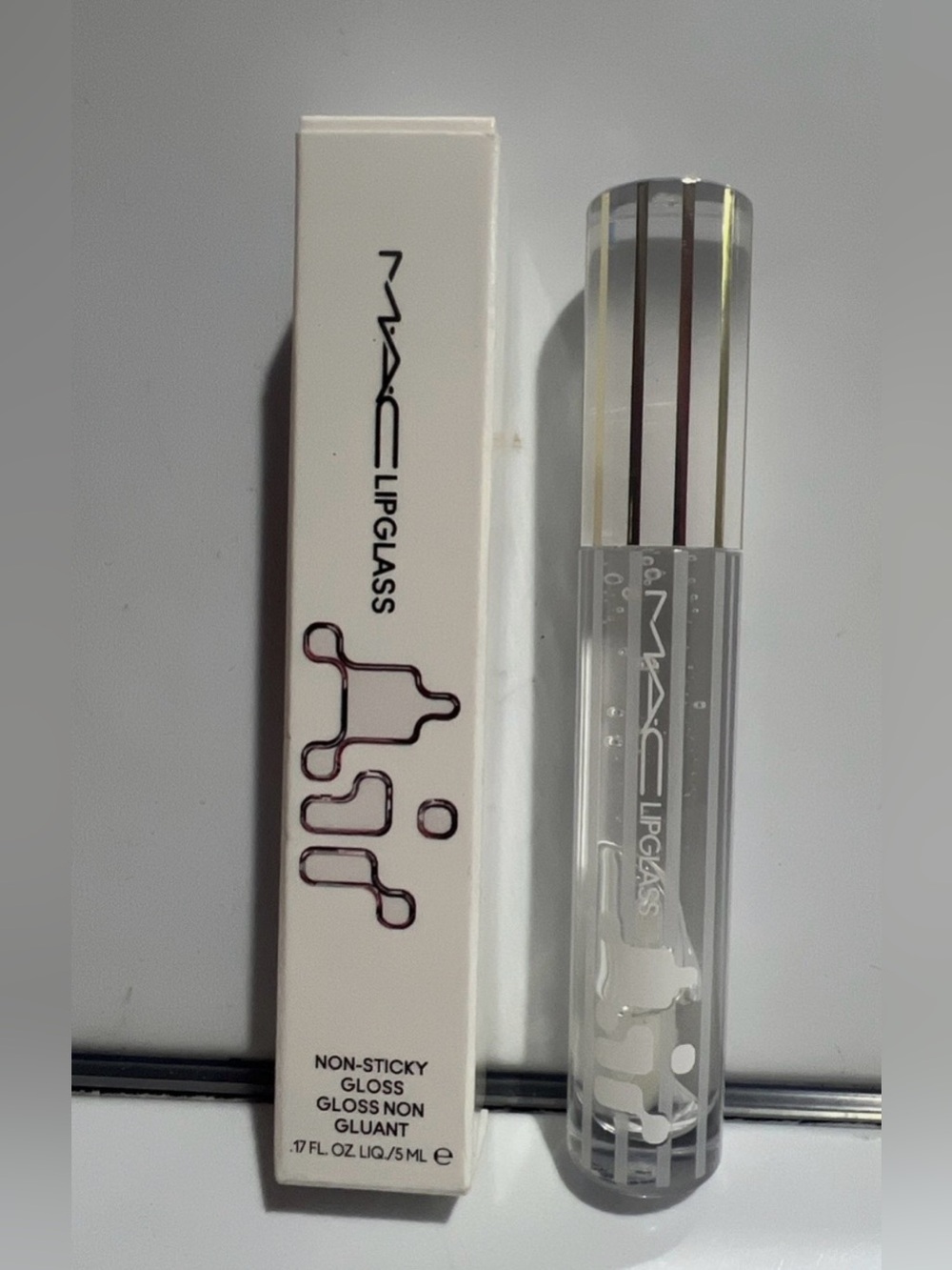 New! MAC Cosmetics Lipglass Air Non Sticky Lip Gloss 220 ZEPHYR